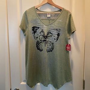NWT Faded Glory Designed T-Shirt-Large